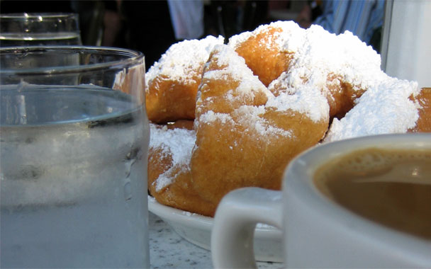 beignets at Cafe du Monde