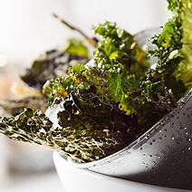 Parmesan Pepper Curly Kale Chips