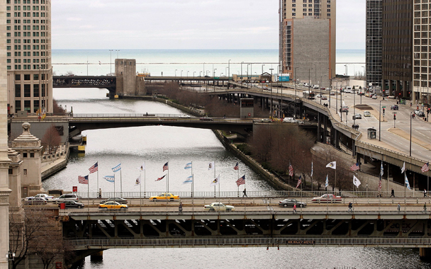 bridges of the chicago river