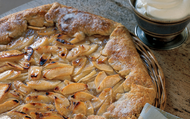 <em>Galette de Pommes au Calvados</em> (Apple and Calvados Tart)