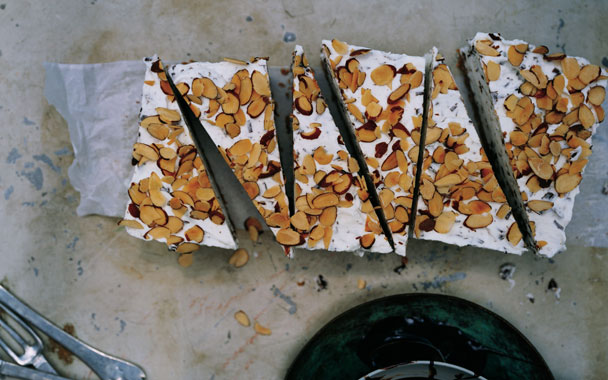 Stracciatella Tortoni Cake with Espresso Fudge Sauce