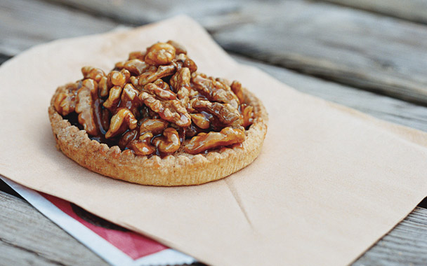 périgord walnut tart