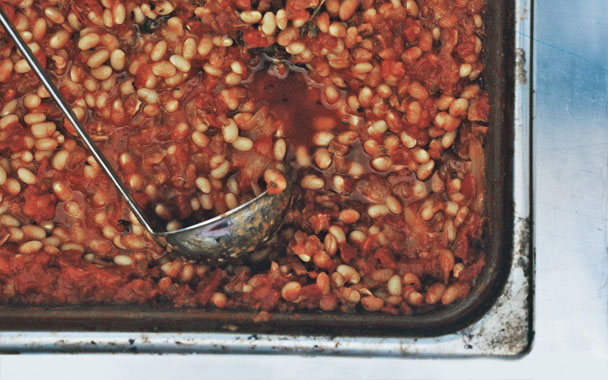 tomato and herb white beans