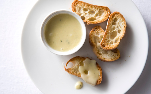 Four-Cheese Fondue