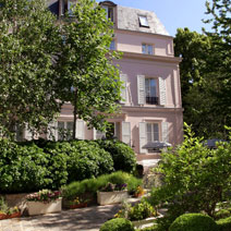 Hotel des Grandes Ecoles